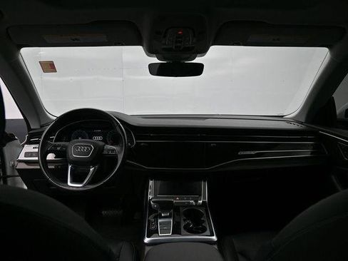 Used 2019 Audi Q8 Premium image 28
