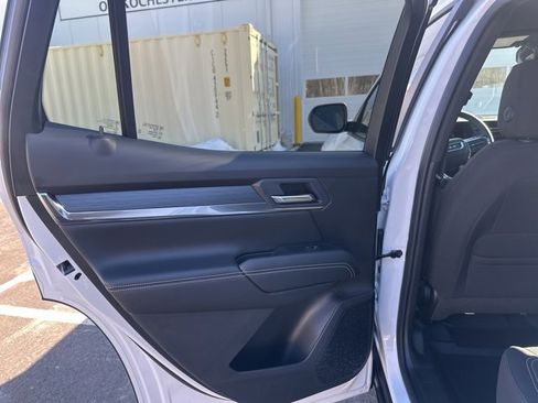 Used 2026 GMC Terrain Elevation w/ LPO, Floor Liner Package image 16