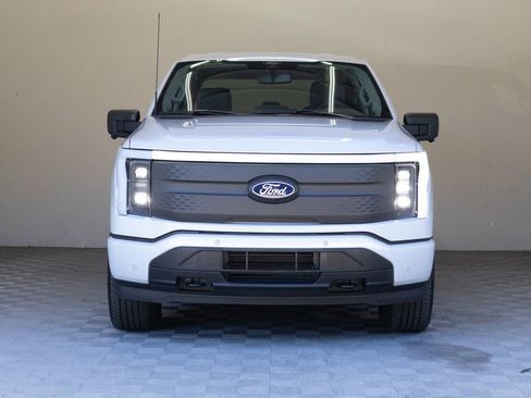 Used 2025 Ford F150 Lightning Flash AWD/4WD image 4