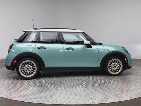 New 2026 MINI Cooper S image 9