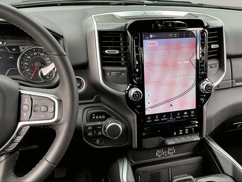 Used 2025 RAM 1500 Big Horn image 9