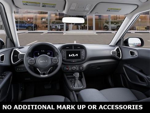 New 2025 Kia Soul LX image 14