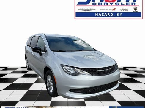 New 2026 Chrysler Voyager LX image 1