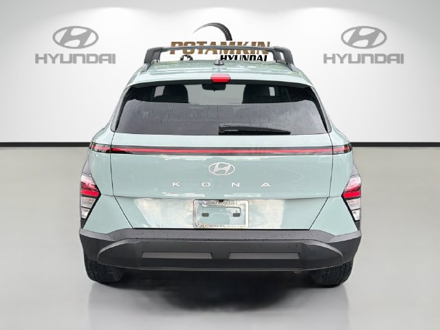 Used 2024 Hyundai Kona SEL FWD image 6