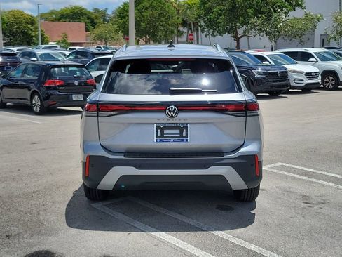 New 2026 Volkswagen Tiguan S FWD image 4