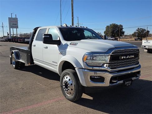 New 2024 RAM 4500 4x4 Crew Cab DRW image 6