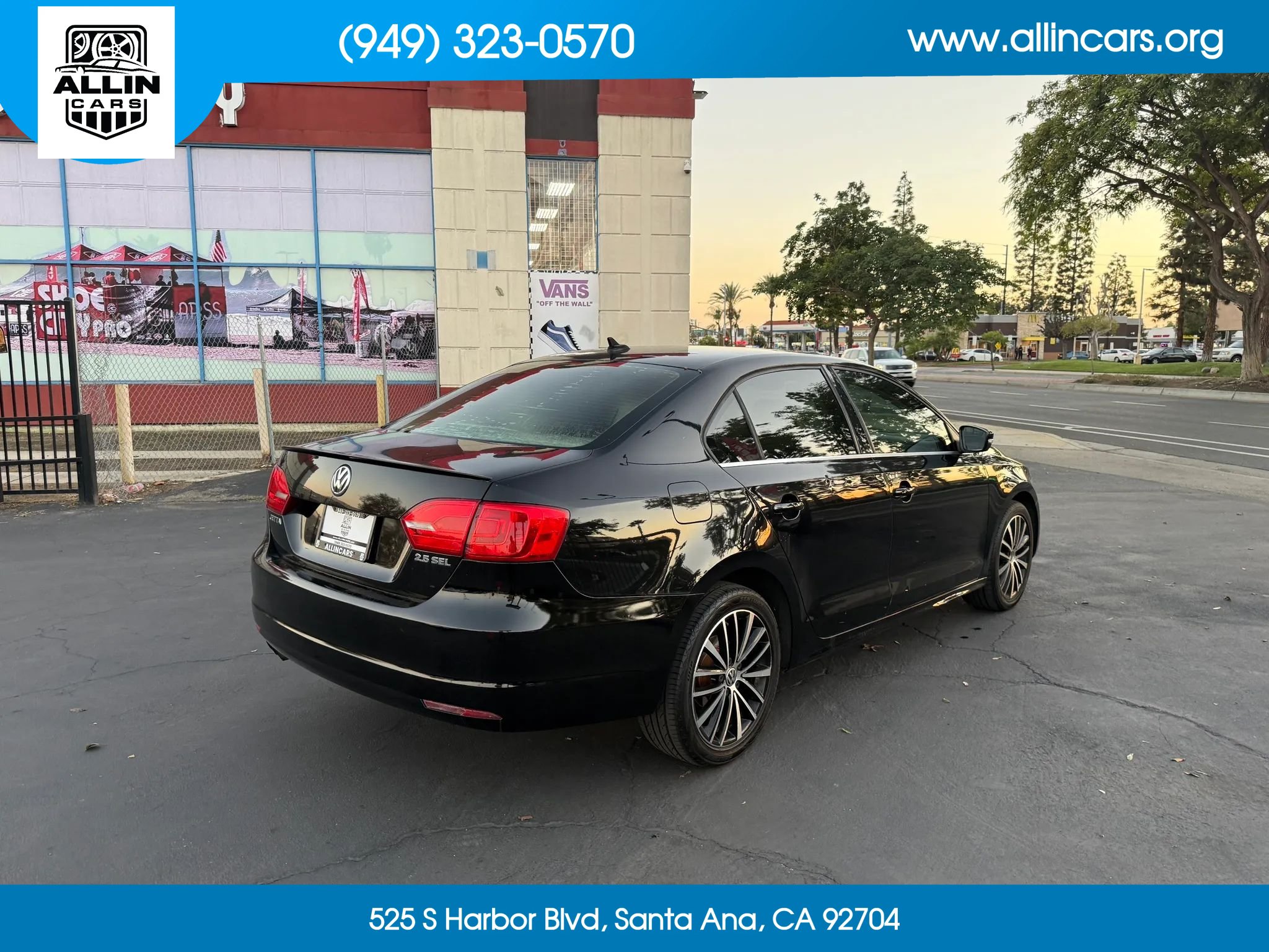 Used 2012 Volkswagen Jetta SEL FWD image 4