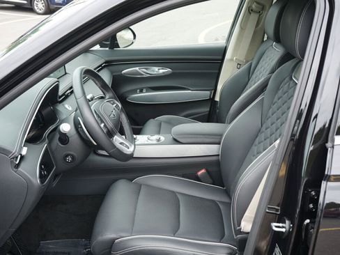 Used 2025 Genesis Electrified GV70 Advanced w/ Prestige Package image 17