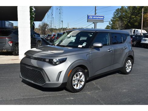 Used 2024 Kia Soul LX w/ Option Group 015 image 1