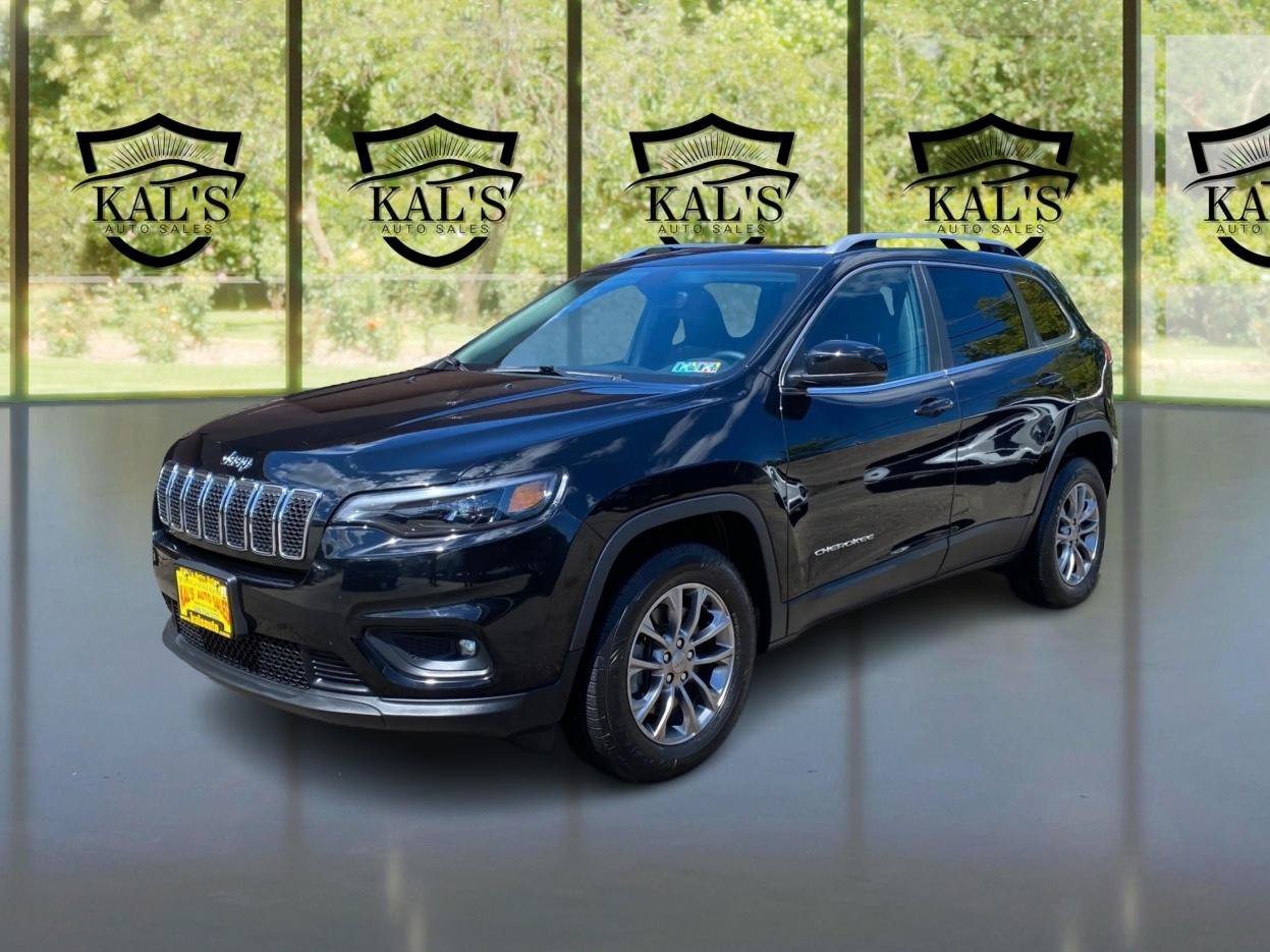 Used 2019 Jeep Cherokee Latitude Plus w/ Comfort/Convenience Group AWD/4WD image 1