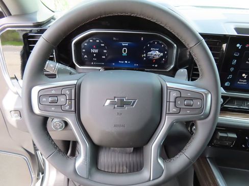 New 2026 Chevrolet Silverado 1500 RST AWD/4WD image 4