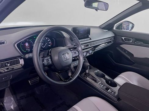 Certified 2025 Honda Civic Sport image 10