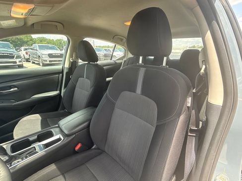 Used 2025 Nissan Sentra SV w/ All-Weather Package FWD image 12