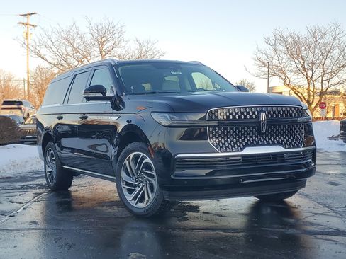 New 2025 Lincoln Navigator L Reserve image 1