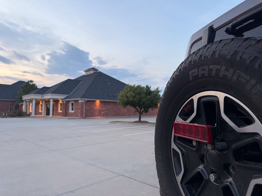 Used 2017 Jeep Wrangler Unlimited Rubicon AWD/4WD image 14