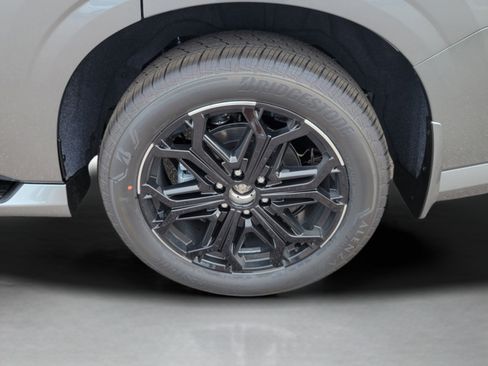 Certified 2026 INFINITI QX80 4WD w/ Sport Exterior Package image 25