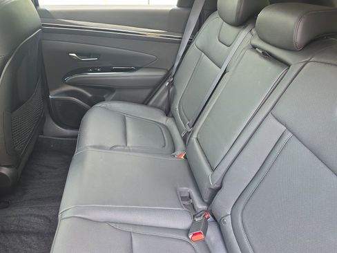 Used 2024 Hyundai Tucson Limited AWD/4WD image 16