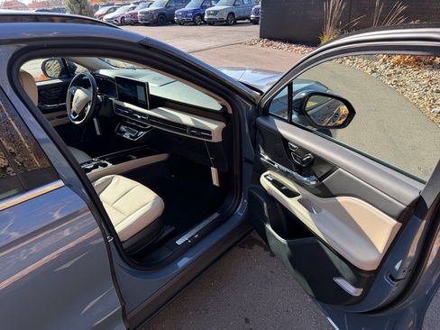 New 2026 Lincoln Corsair Grand Touring image 11