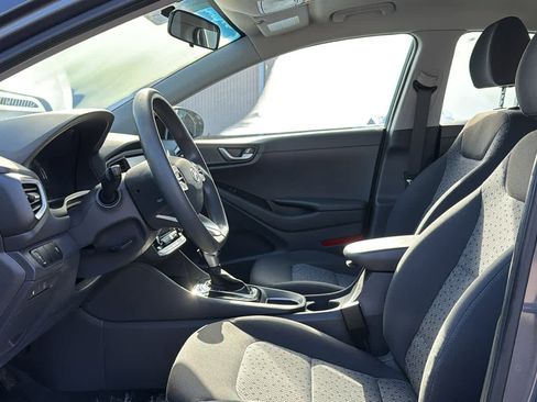 Used 2018 Hyundai Ioniq Blue image 12