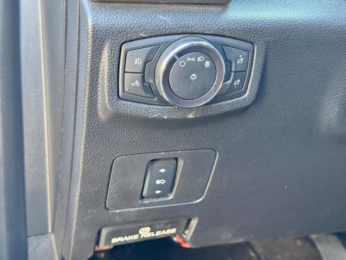 Used 2017 Ford F350 Lariat w/ FX4 Off-Road Package image 21