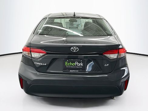 Used 2025 Toyota Corolla LE FWD image 7