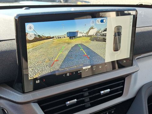 New 2026 Ford Explorer Active image 12