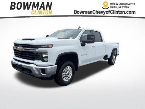 Used 2024 Chevrolet Silverado 2500 LT image 1