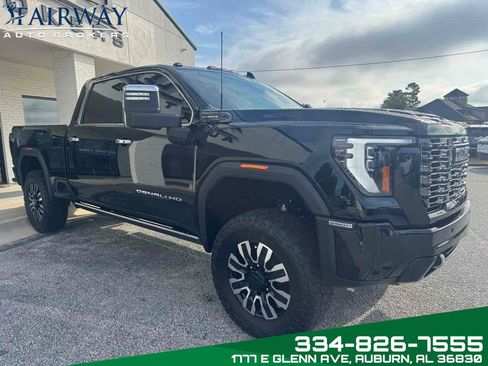 Used 2025 GMC Sierra 2500 Denali Ultimate image 4