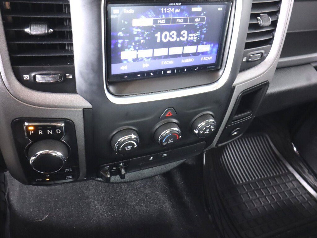 Used 2017 RAM 1500 Express AWD/4WD image 15