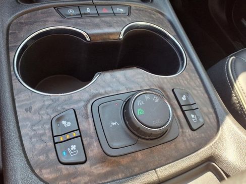 Certified 2023 GMC Acadia Denali w/ Trailering Package image 24