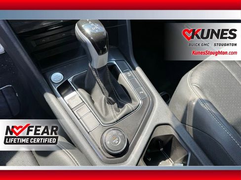 Used 2024 Volkswagen Tiguan SE R-Line AWD/4WD image 35