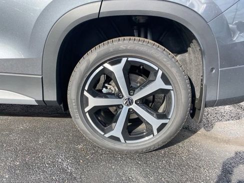 New 2026 Volkswagen Tiguan SE image 18