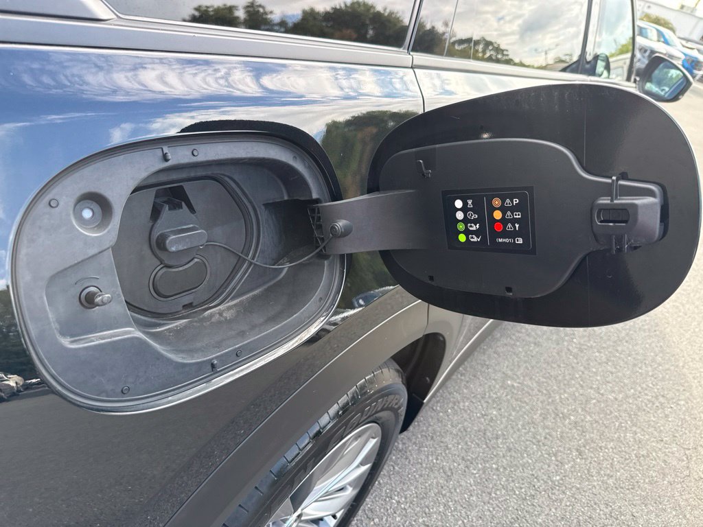 Used 2024 MAZDA CX-90 Plug-In Hybrid w/ Preferred AWD/4WD image 54