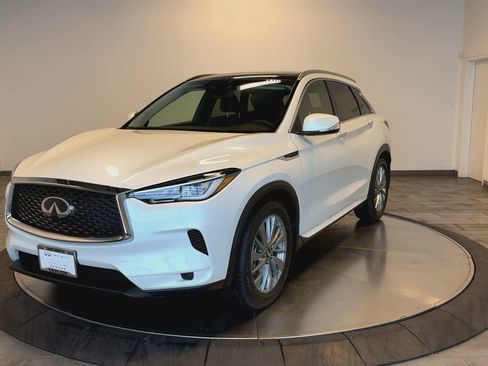New 2025 INFINITI QX50 Luxe image 4