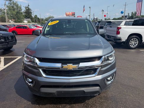 Used 2020 Chevrolet Colorado Z71 AWD/4WD image 2