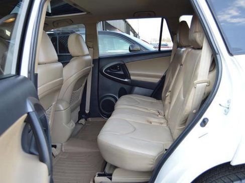 Used 2012 Toyota RAV4 Limited image 13