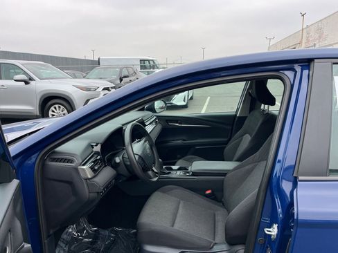 Used 2025 Toyota Camry LE image 26