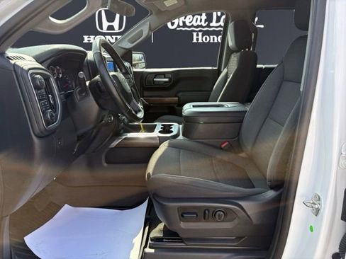 Used 2021 Chevrolet Silverado 1500 LT Trail Boss w/ Convenience Package II image 11