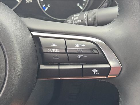 Used 2025 MAZDA MAZDA3 s image 32