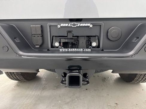 Used 2026 Chevrolet Silverado 1500 LT Trail Boss w/ LT Trail Boss Premium Package AWD/4WD image 31