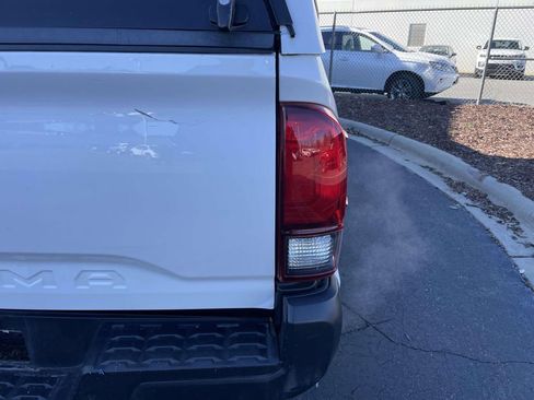 Used 2022 Toyota Tacoma SR image 13