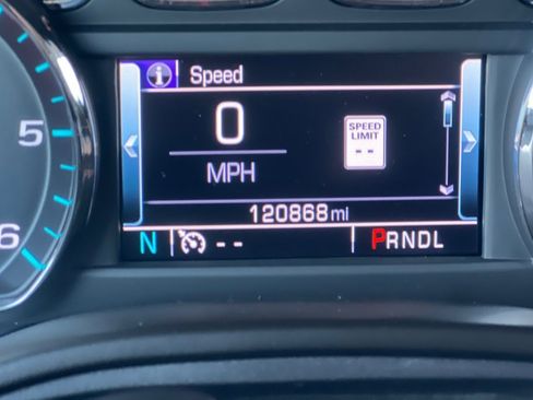 Used 2017 Chevrolet Tahoe LT image 23