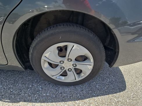 Used 2013 Honda Civic LX image 5