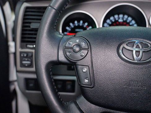 Used 2010 Toyota Sequoia Limited image 48