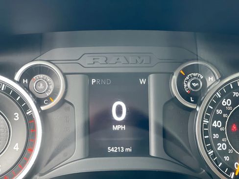 Used 2019 RAM 3500 Big Horn AWD/4WD image 3