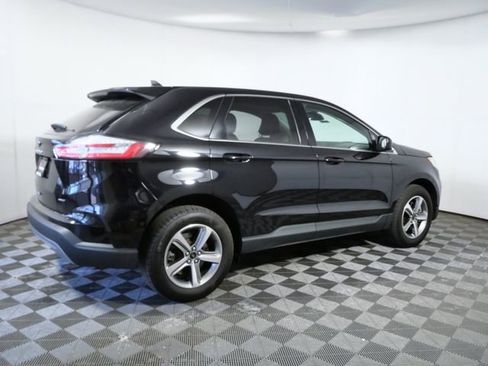 Certified 2024 Ford Edge SEL w/ Convenience Package AWD/4WD image 8