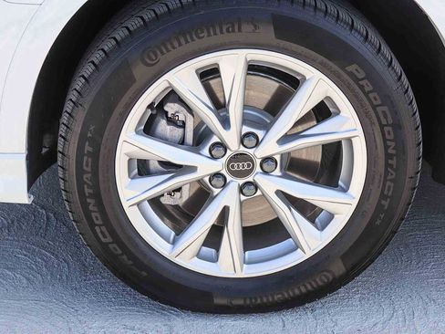 Used 2025 Audi Q3 2.0T Premium w/ Convenience Package image 11