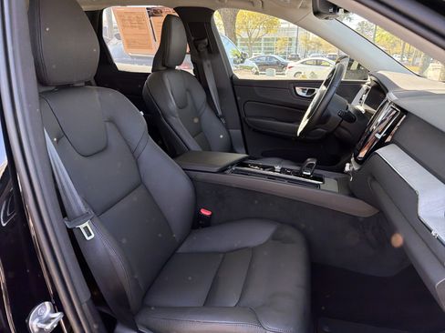Certified 2025 Volvo XC60 B5 Plus w/ Climate Package image 35