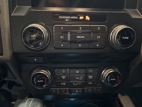 Used 2017 Ford F150 Raptor w/ Equipment Group 802A Luxury image 26