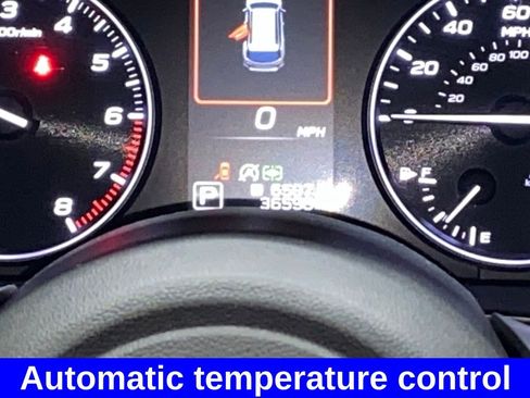 Certified 2022 Subaru Outback Limited image 16